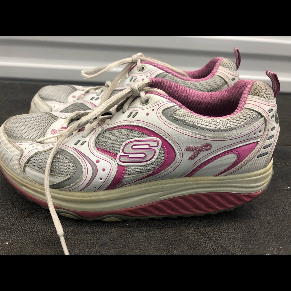 Skechers White/Pink Toning Fitness Sneakers Size 9